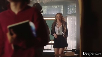 Amber, A Bbc-Loving Vixen, Enjoys A Steamy Threesome With Two Well-Endowed Classmates